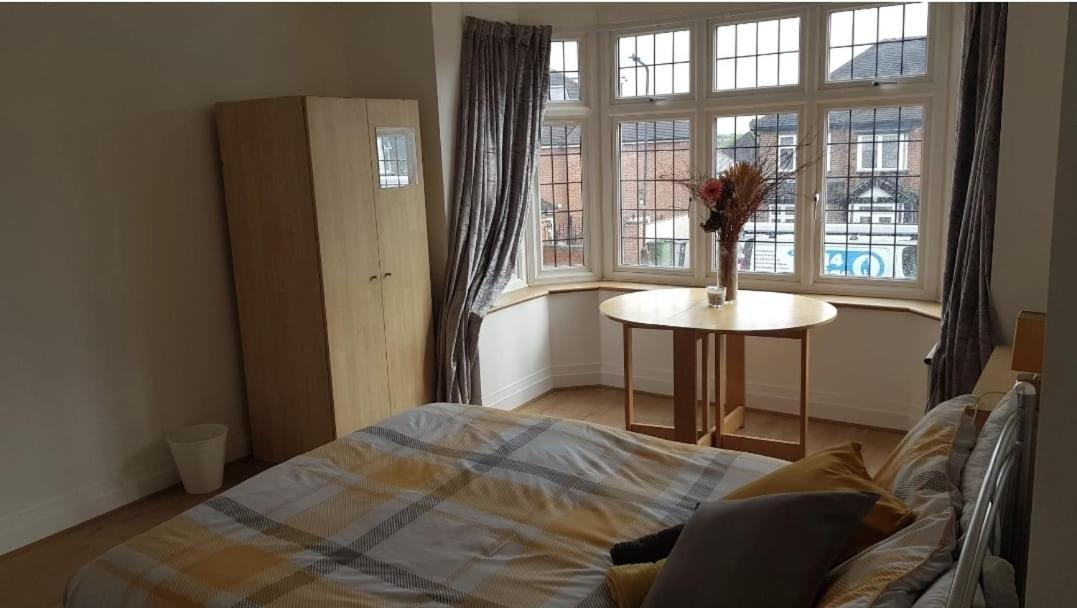 Appartamento Cosy Studio Wembley Stadium Gem Esterno foto